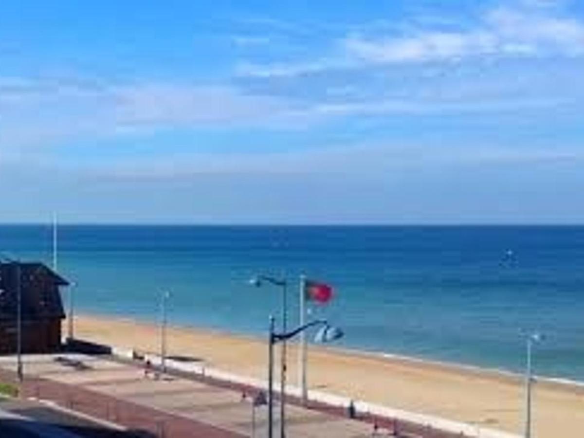 Appartement En Front De Mer A Villers-Sur-Mer Face Au Casino, 2P Tout Equipe Avec Parking Privatif - Fr-1-712-14 エクステリア 写真
